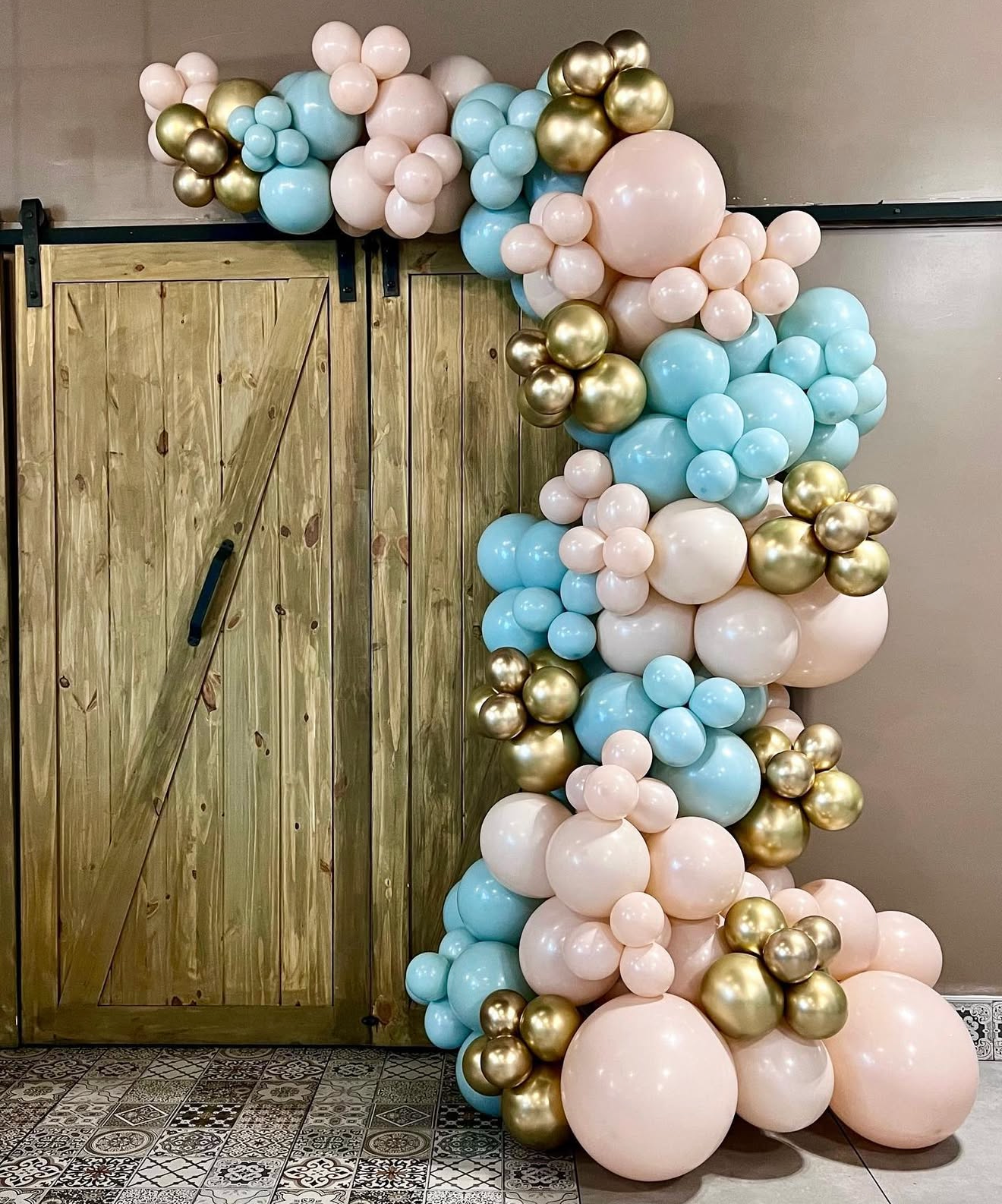 Balloon Garland
